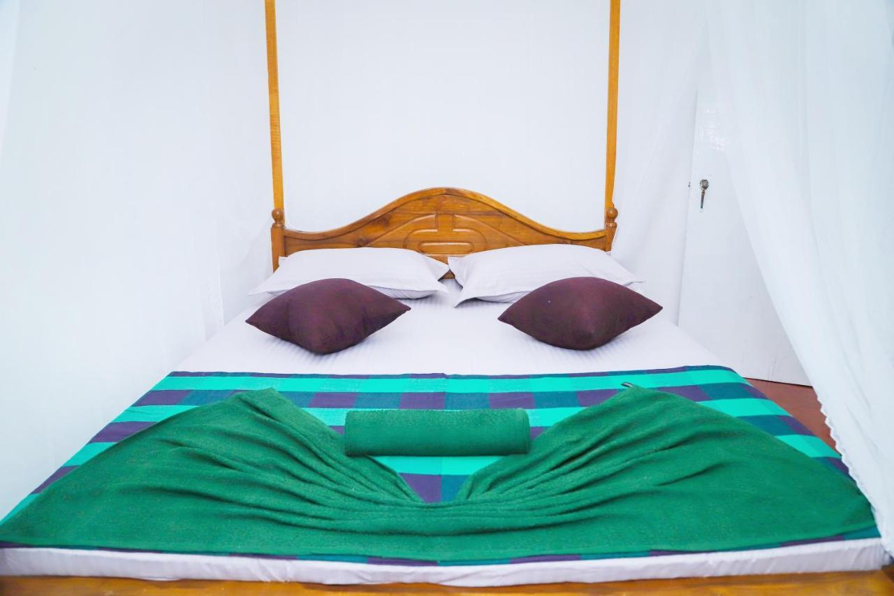 Mango Shade Mirissa Bed and Breakfast Exterior foto